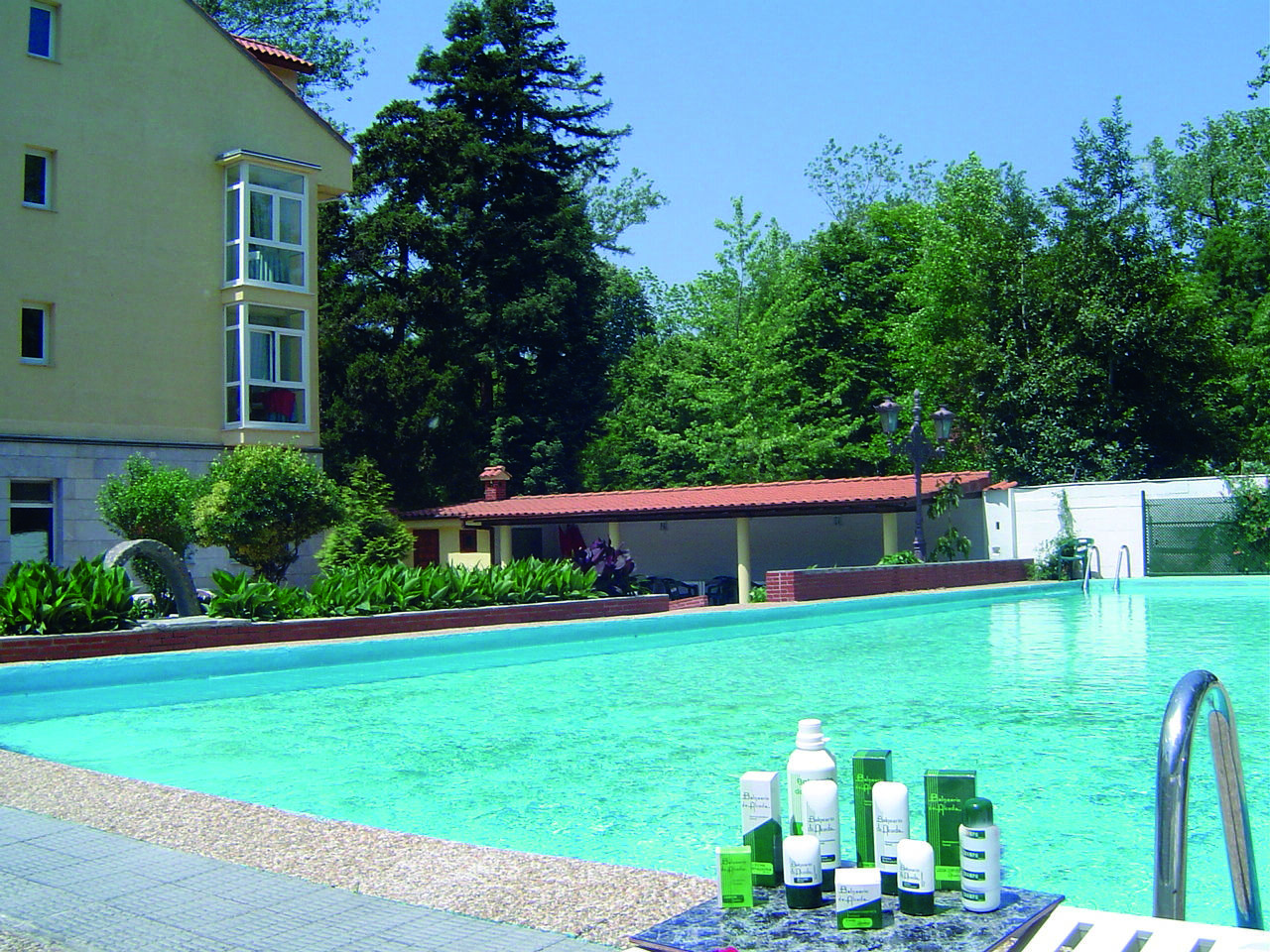 Hotel Balneario De Alceda Exterior photo